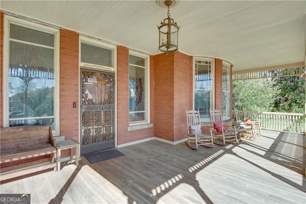 3593 Hemphill Street