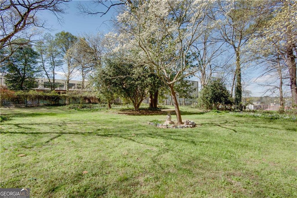 3593 Hemphill Street