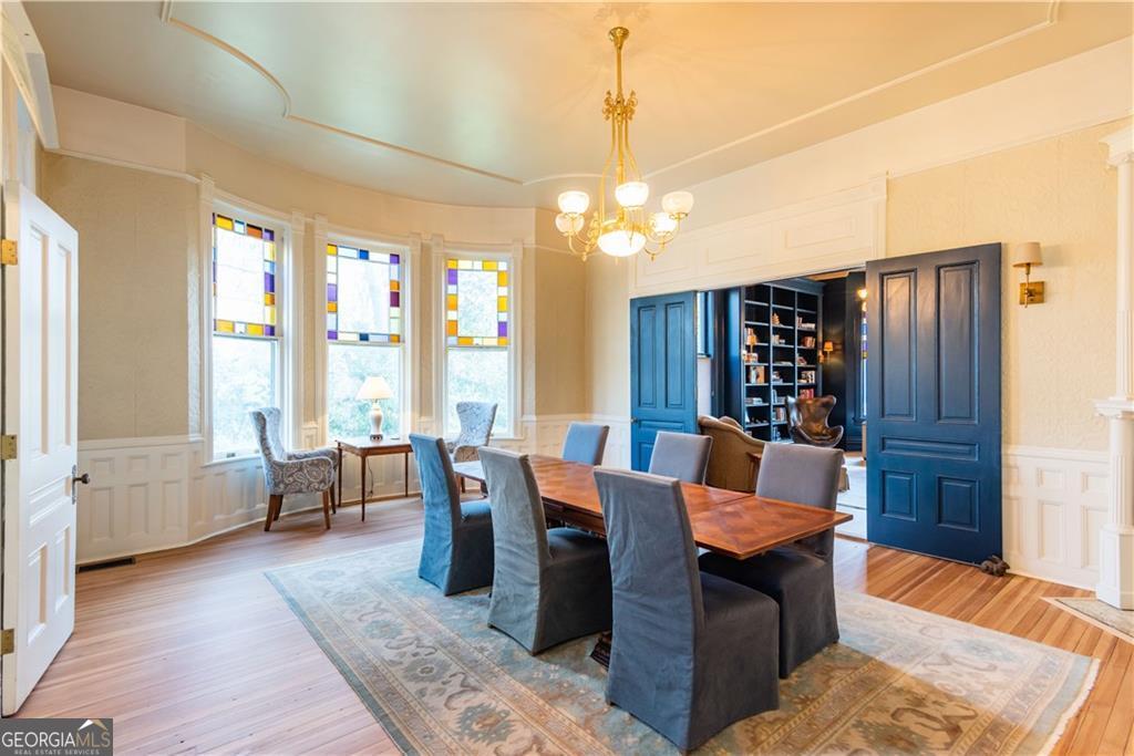 3593 Hemphill Street