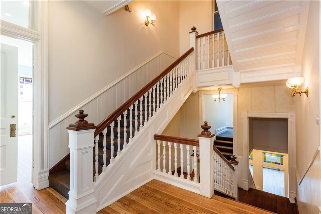 3593 Hemphill Street