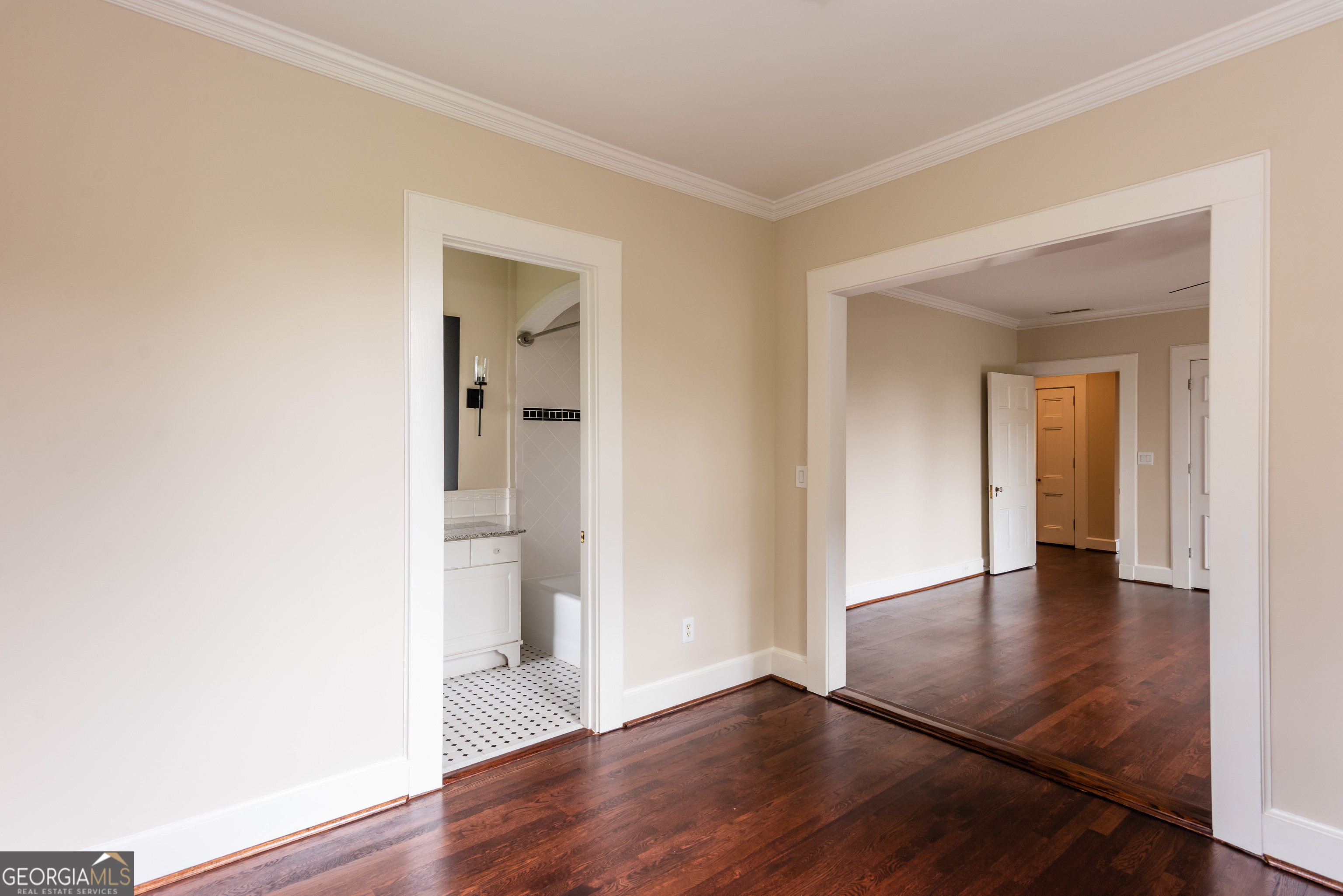 813 Springdale Road NE