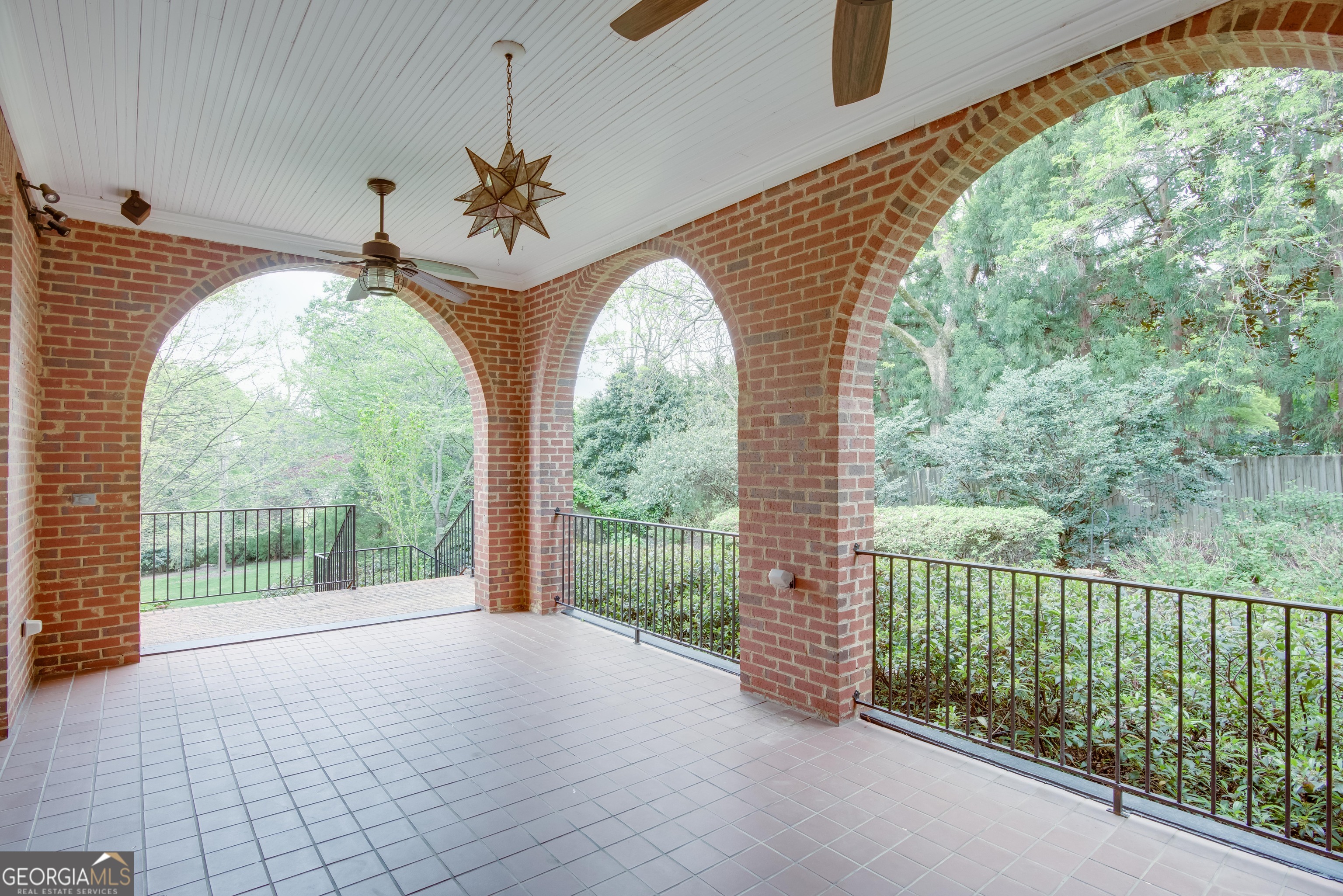 813 Springdale Road NE