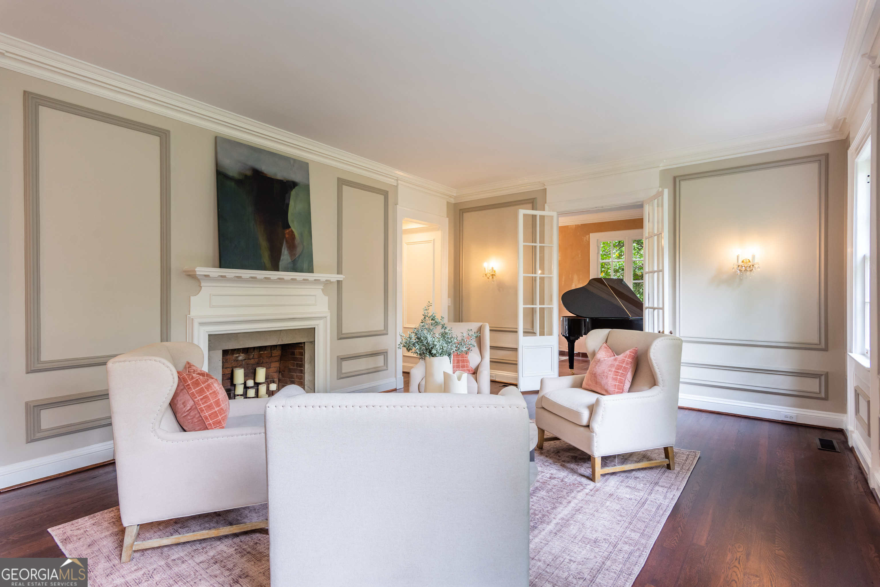 813 Springdale Road NE