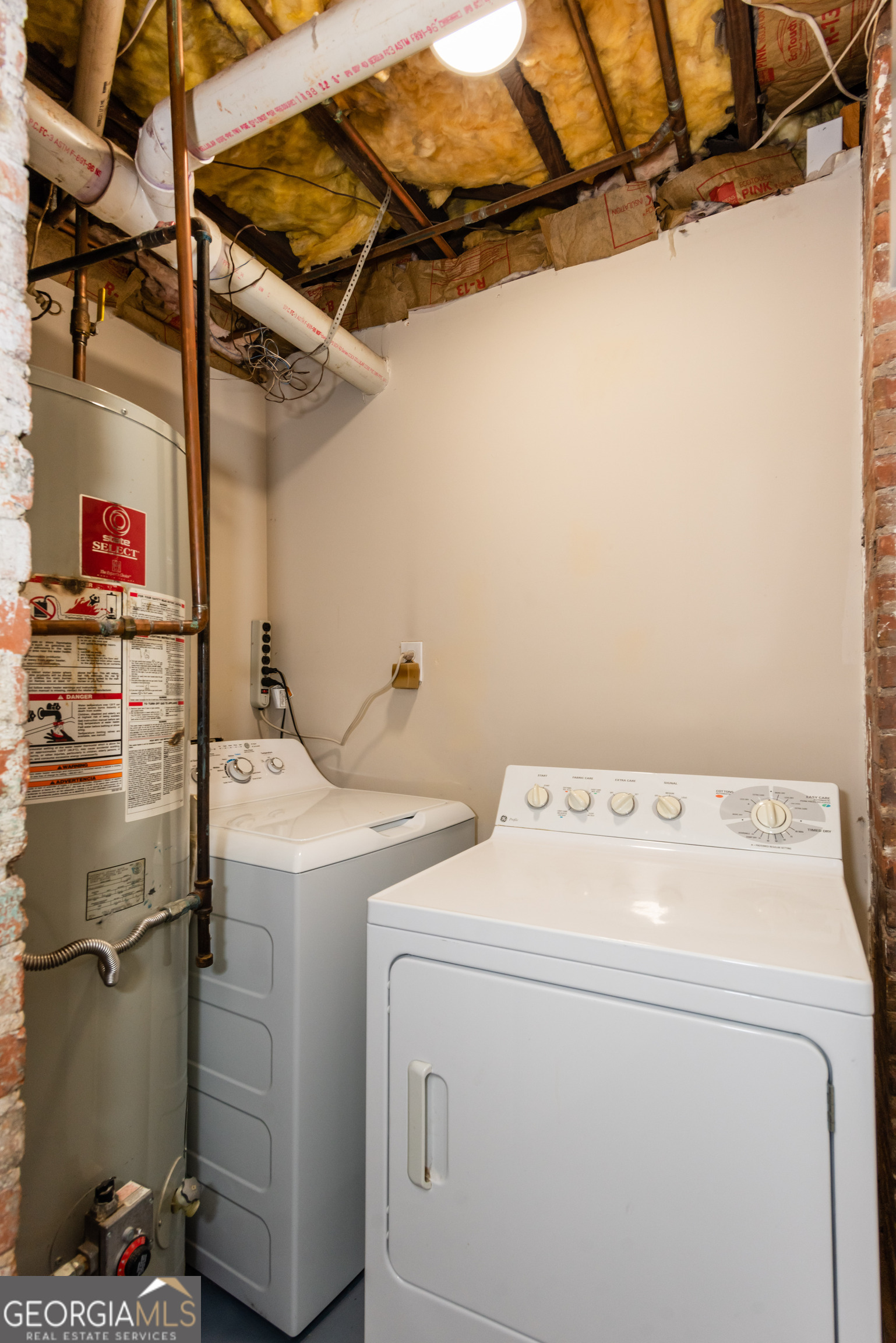 813 Springdale Road NE