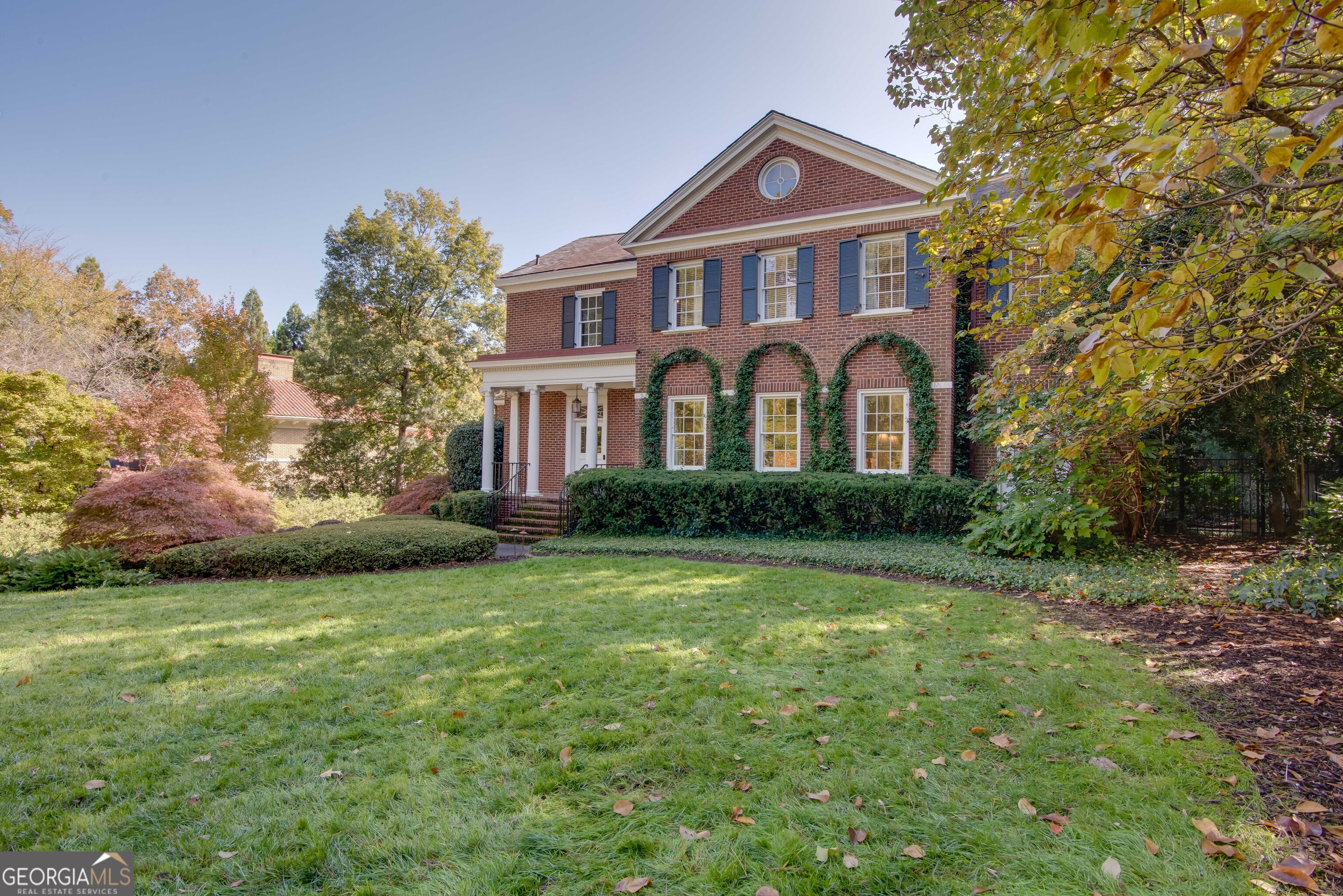 813 Springdale Road NE