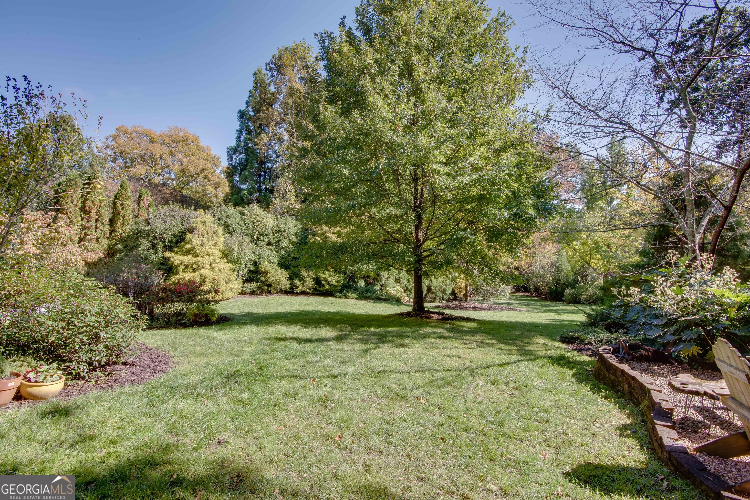 813 Springdale Road NE