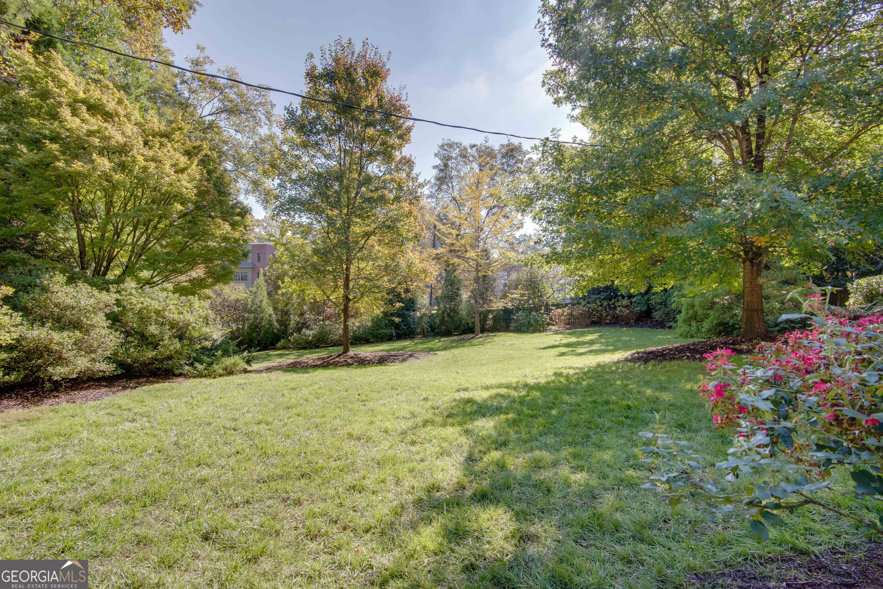 813 Springdale Road NE