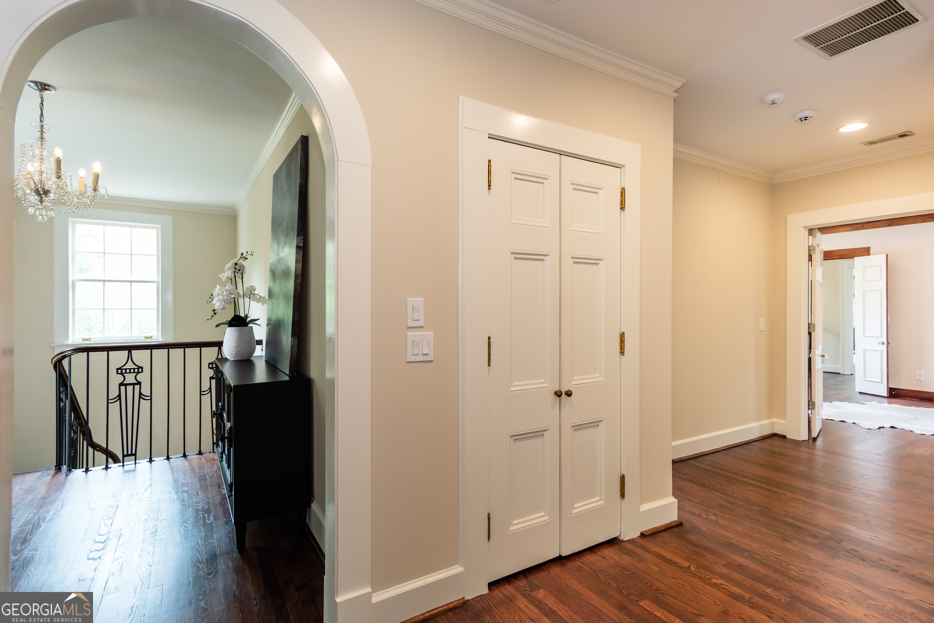 813 Springdale Road NE