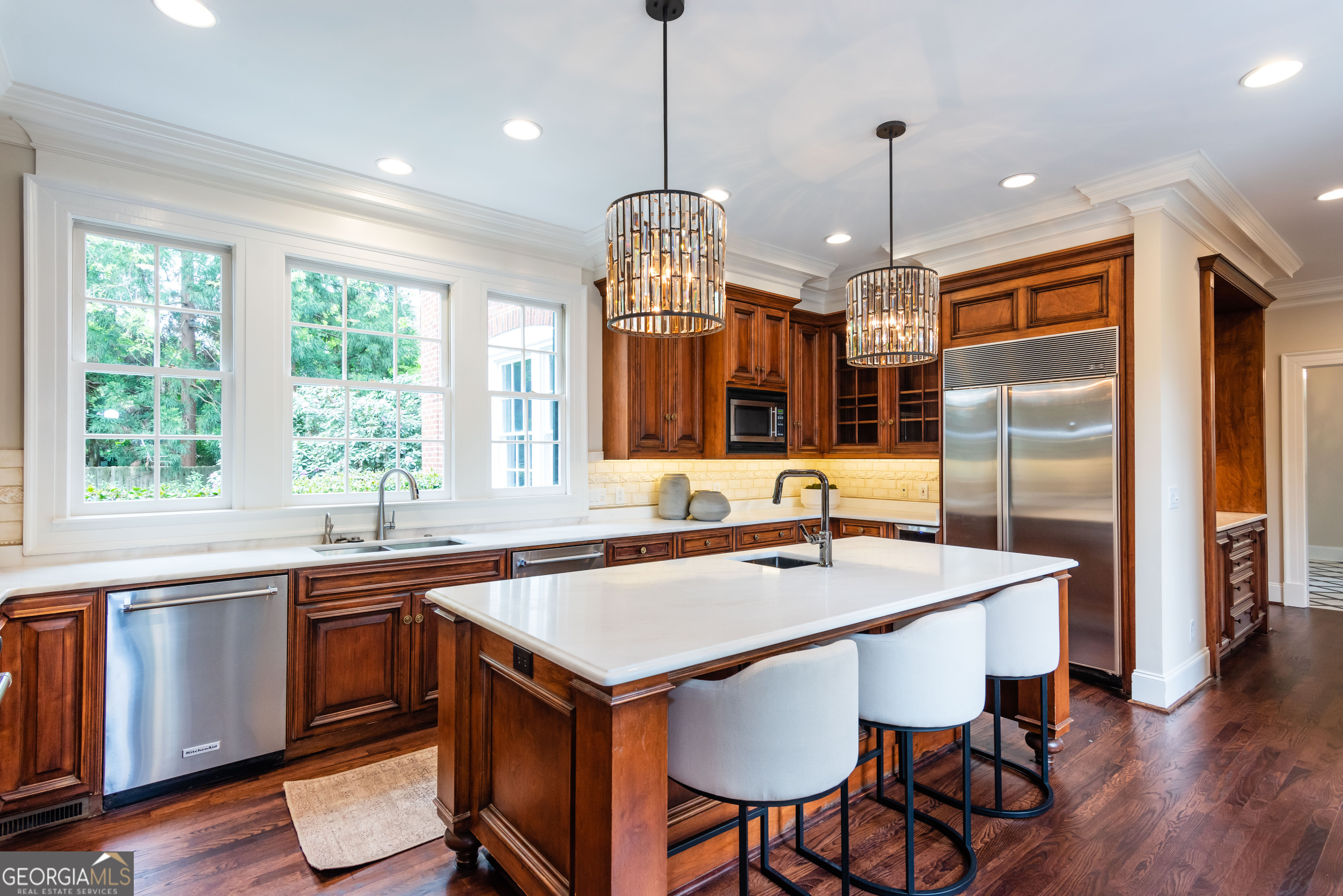 813 Springdale Road NE