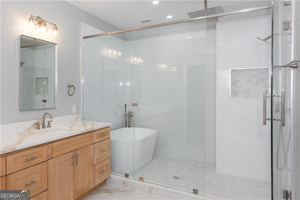 3286 Bachelor Street