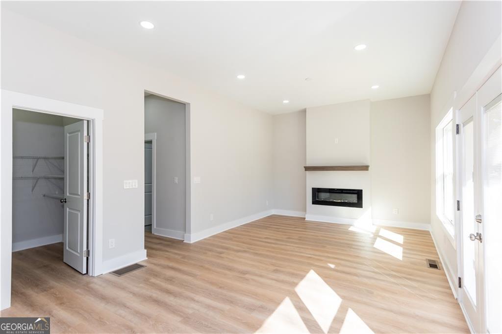 3286 Bachelor Street