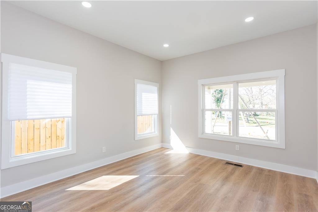 3286 Bachelor Street