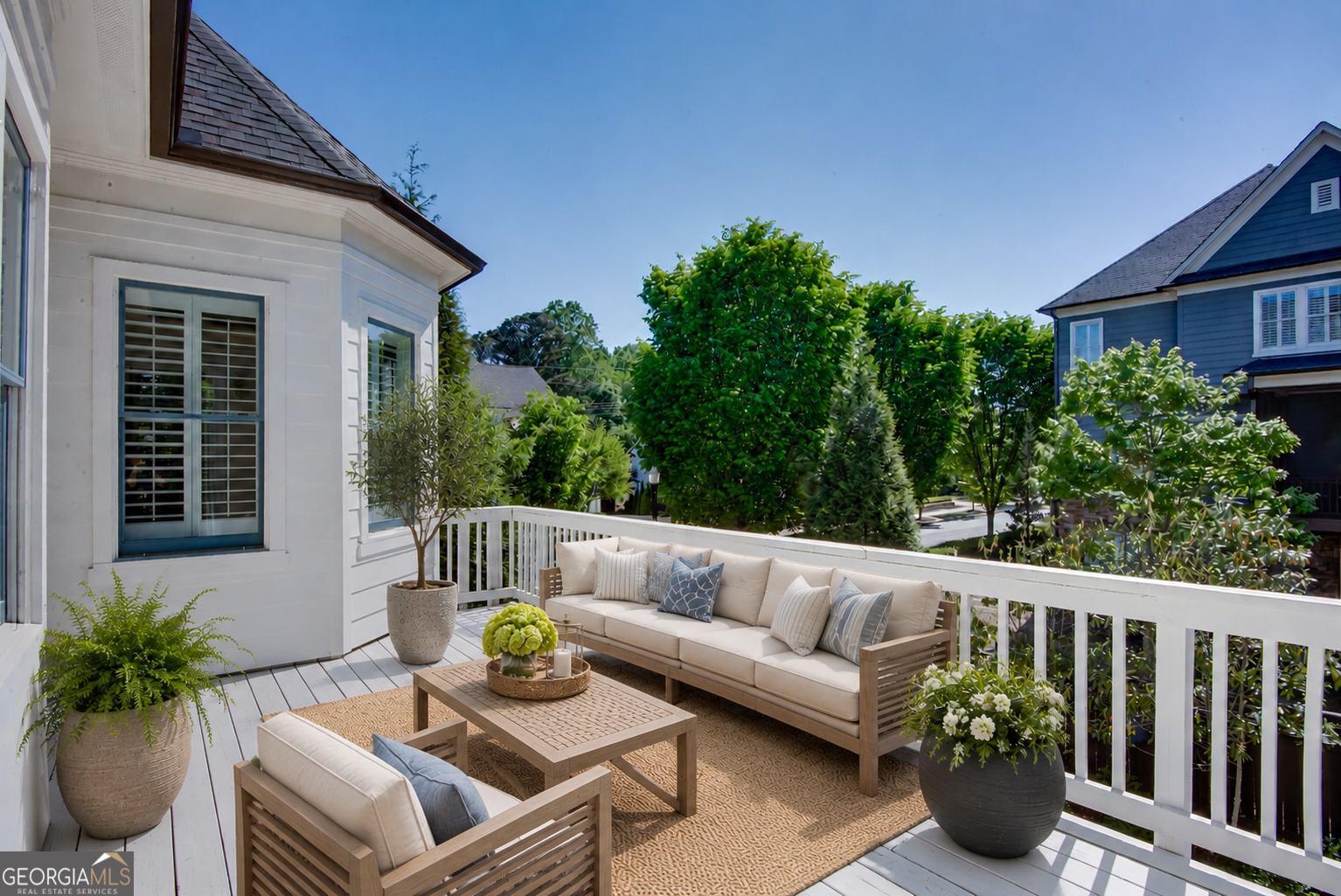 3005 Evelyn Lane