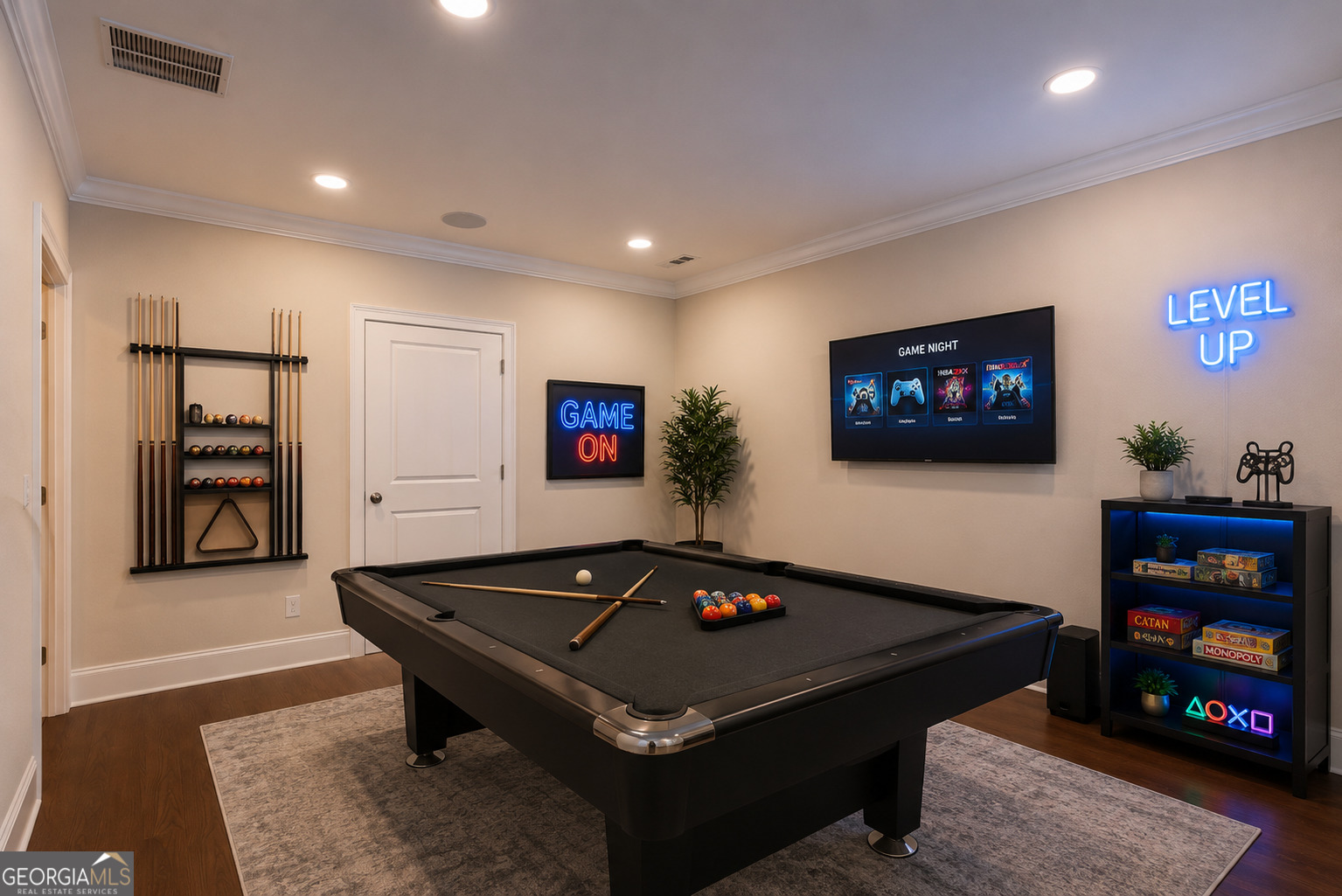 3005 Evelyn Lane