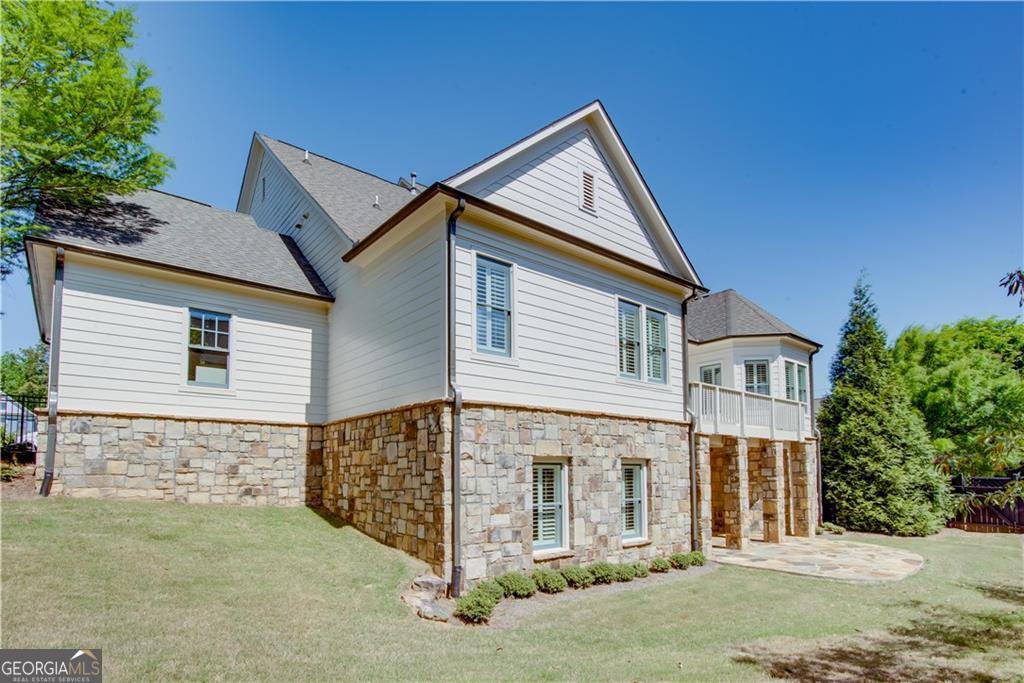 3005 Evelyn Lane