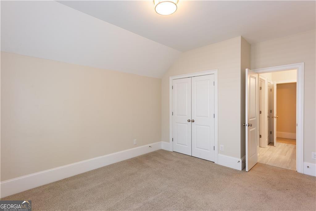 3005 Evelyn Lane