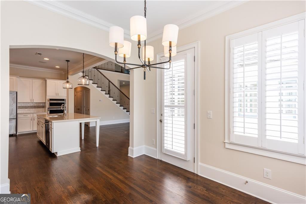 3005 Evelyn Lane