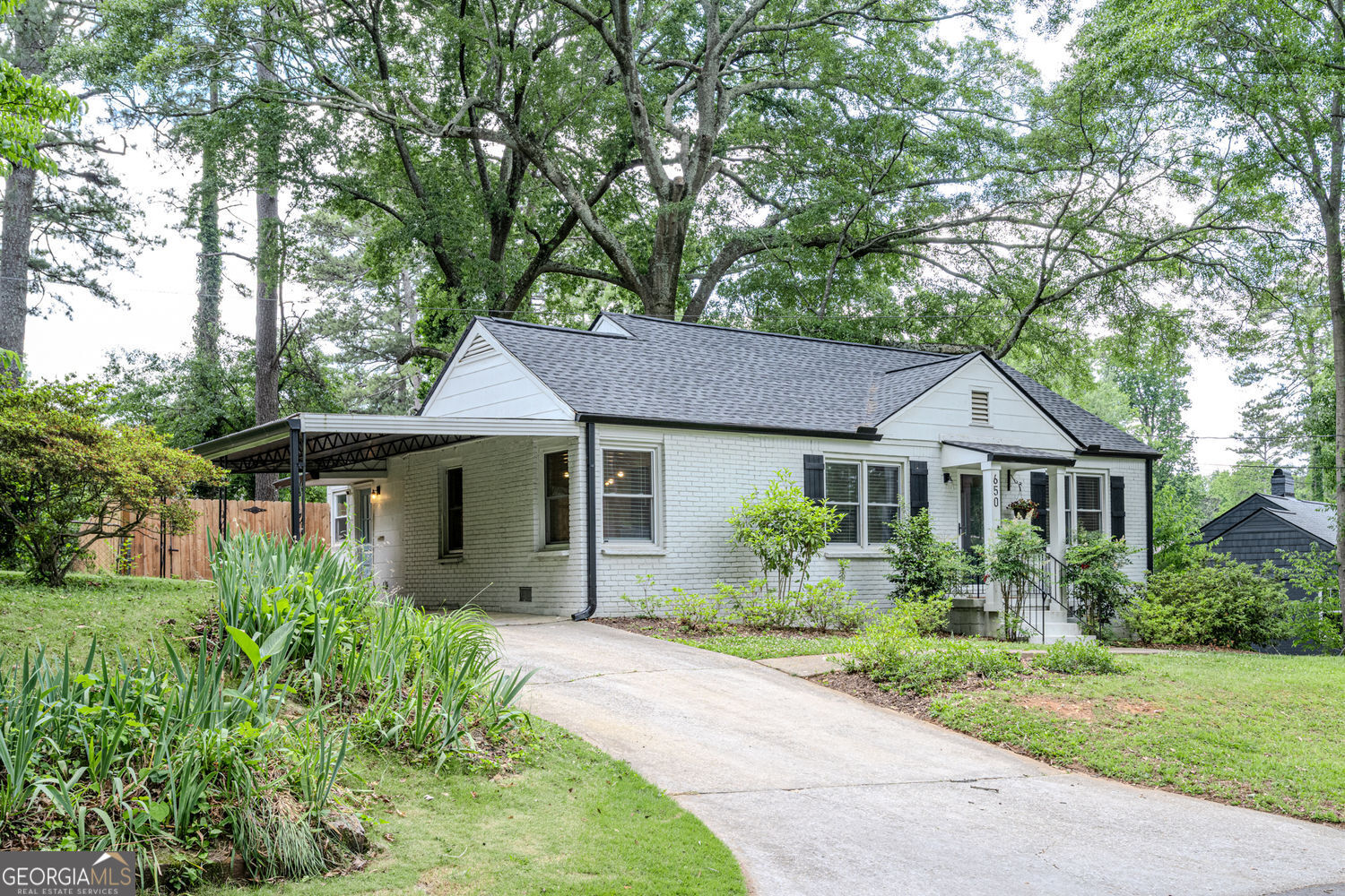 650 Campbell Circle