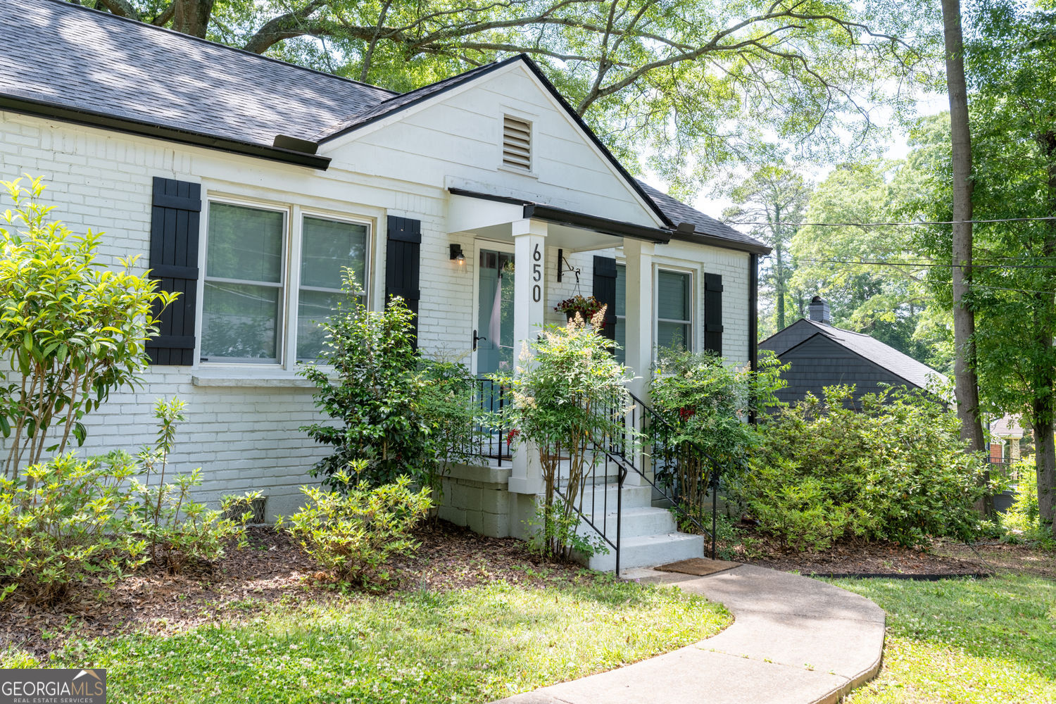 650 Campbell Circle