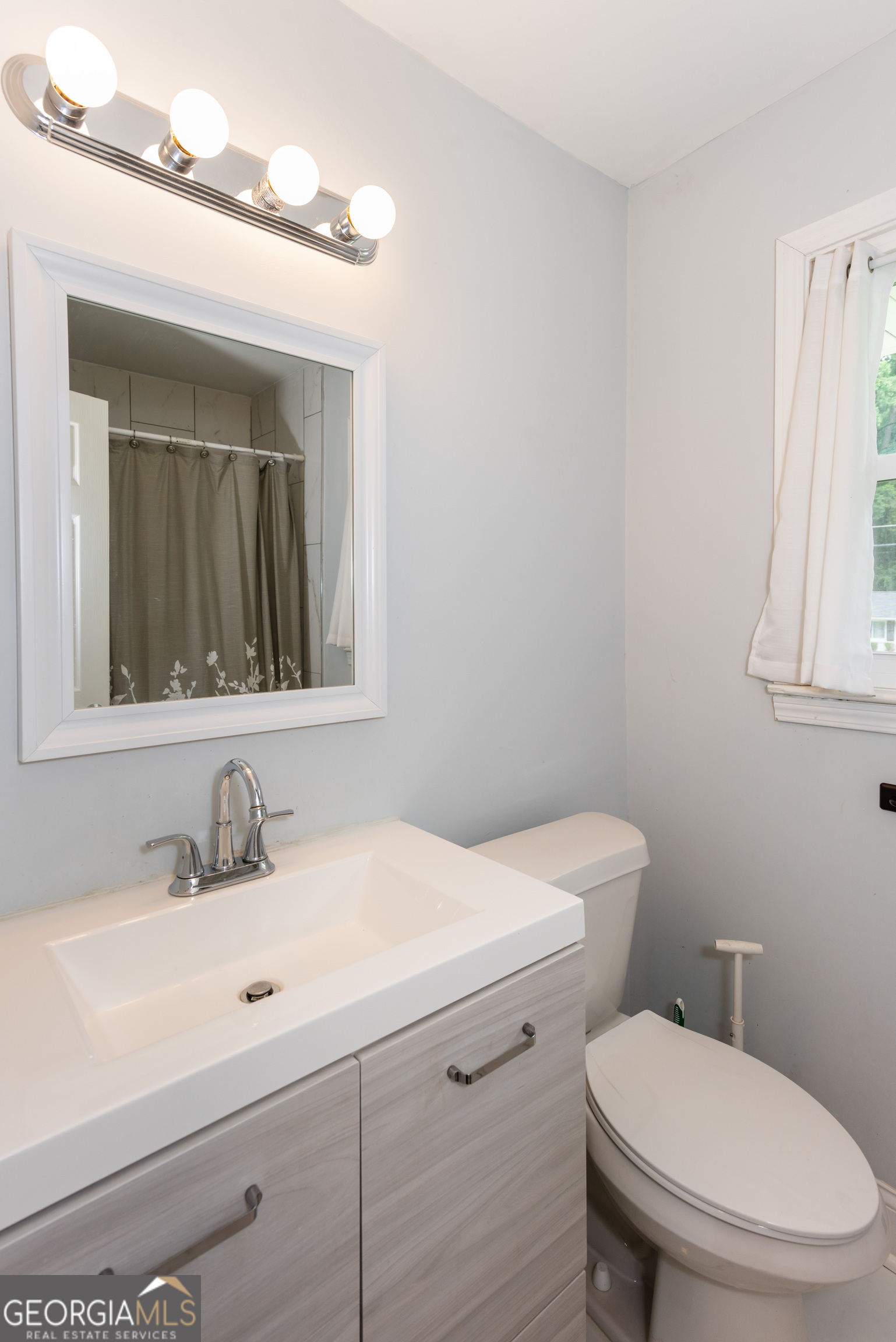 2752 Arrowood Drive Unit: UPSTAIRS