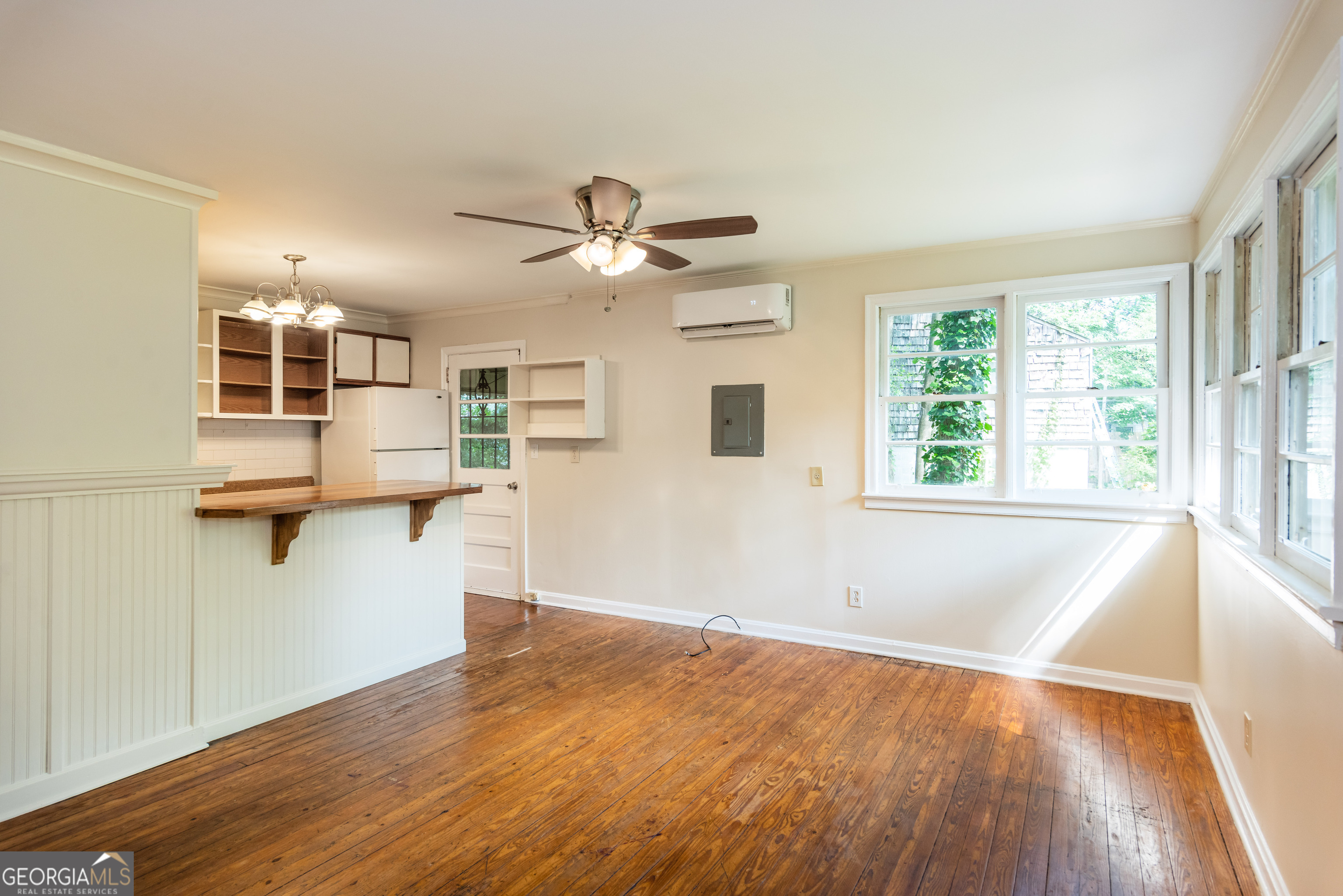 1318 Elizabeth Lane REAR Unit: B - REAR