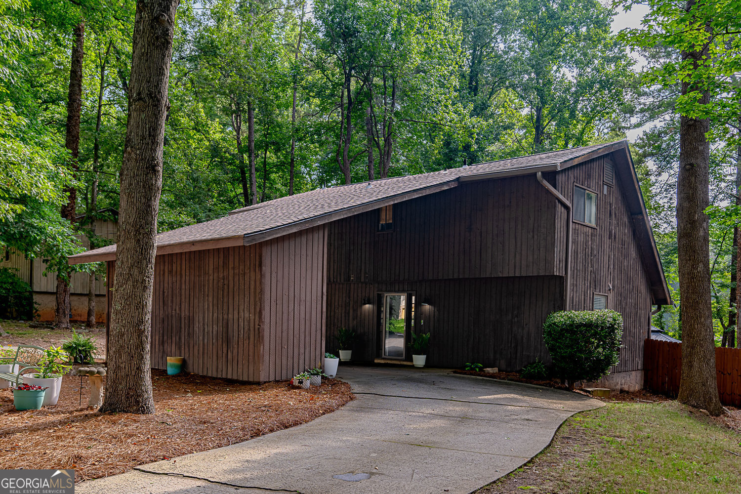 552 Edgefield Drive