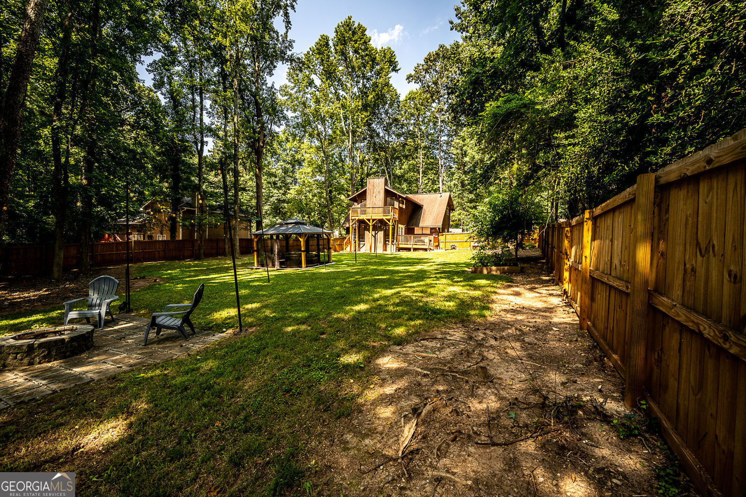 552 Edgefield Drive