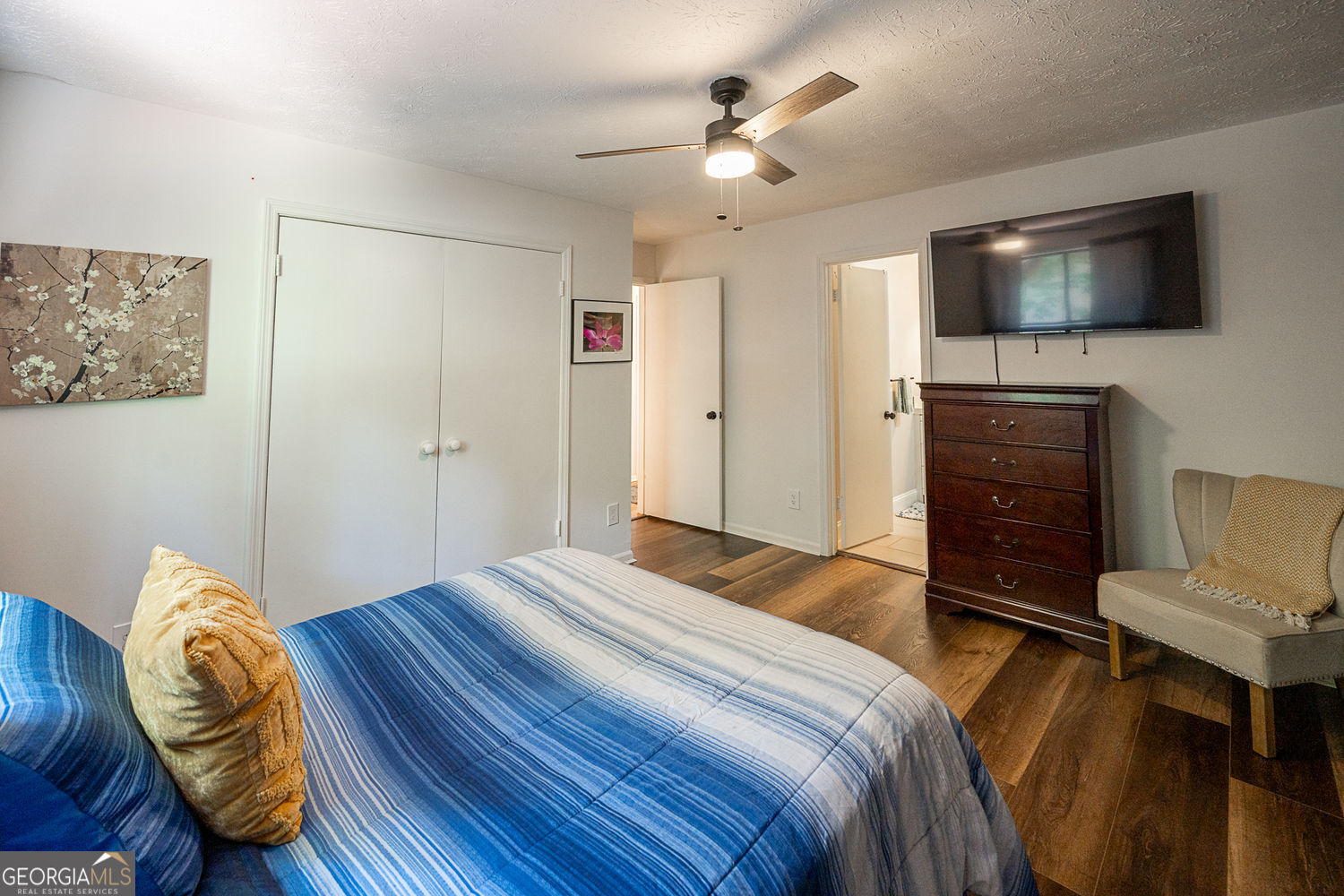 552 Edgefield Drive