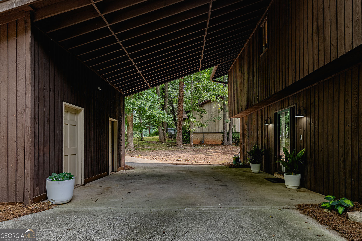 552 Edgefield Drive