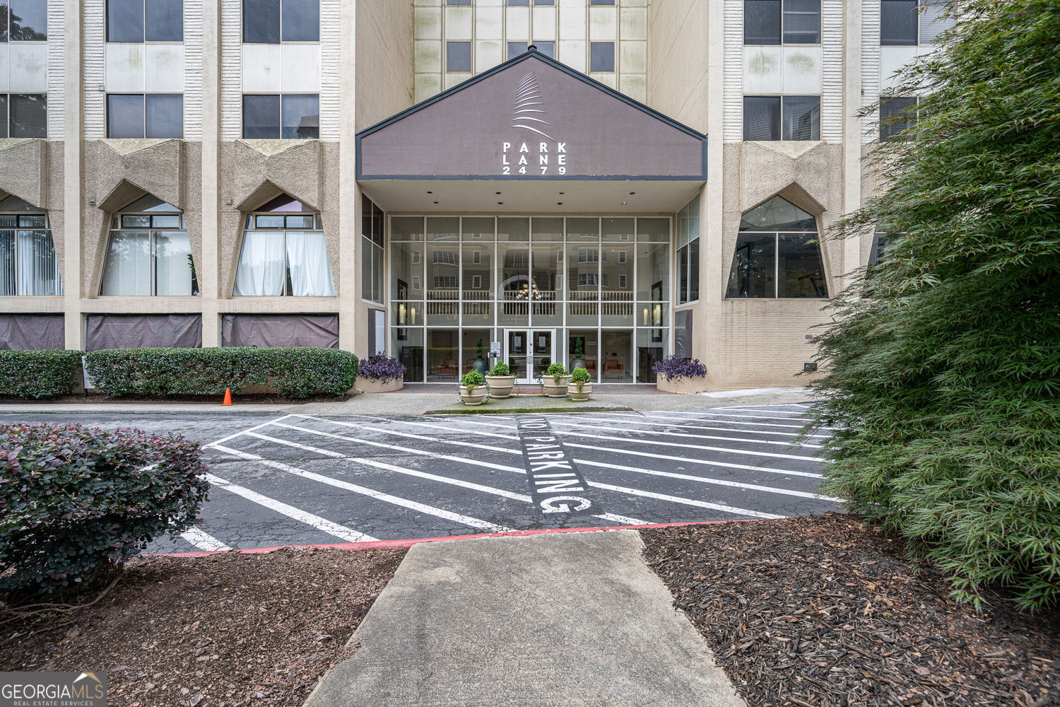 2479 Peachtree Road NE # 1808