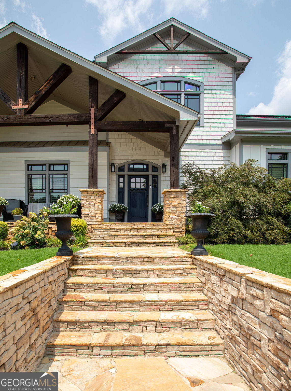 2019 Cambridge Avenue