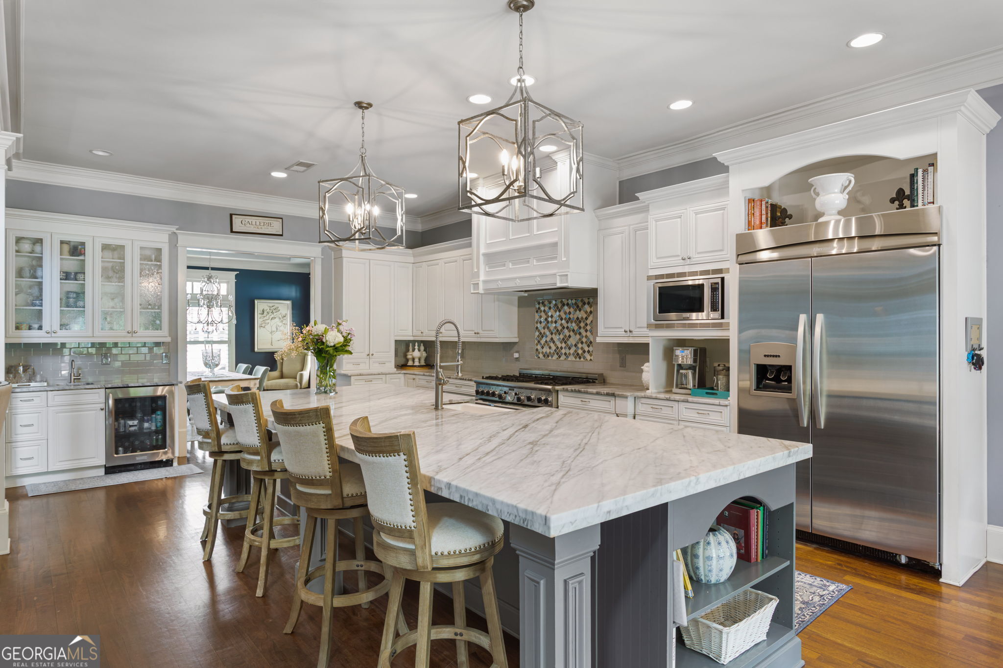 2019 Cambridge Avenue
