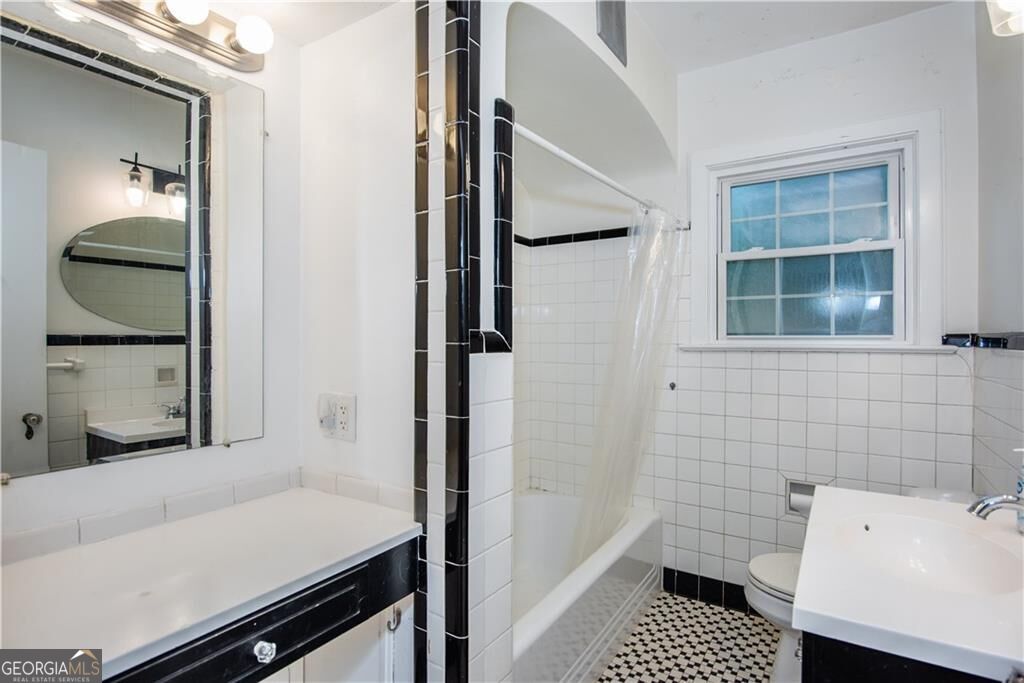 2743 Kimmeridge Drive