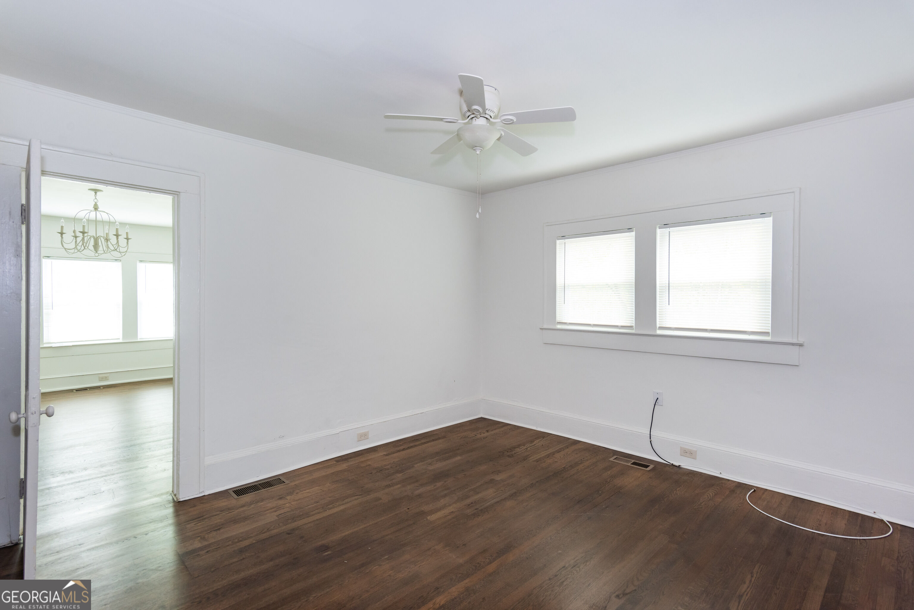 2870 Cheney Street SIDE Unit: LEFT SIDE