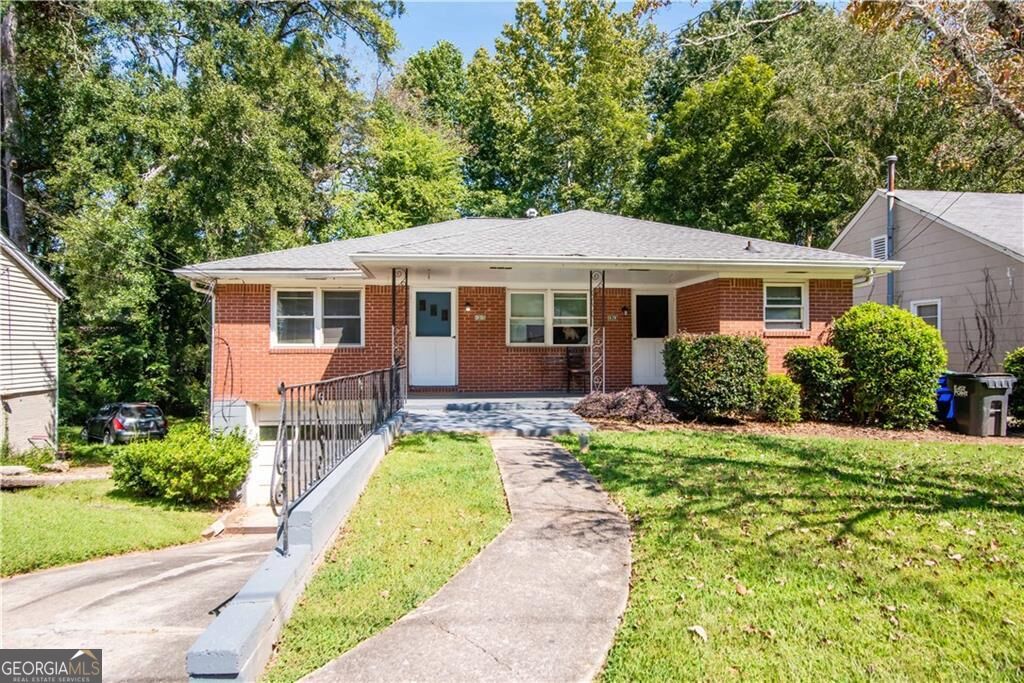1313 Clermont Avenue East Point GA