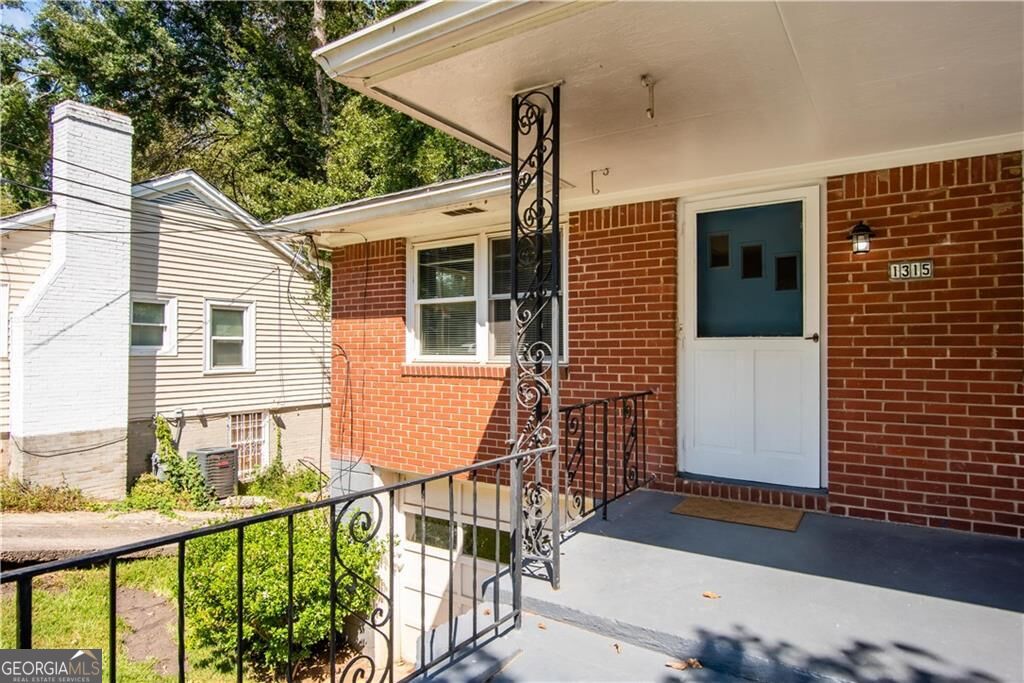 1313 Clermont Avenue
