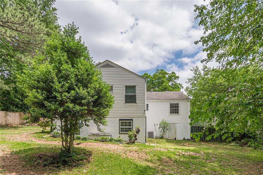 3311 Lavista Drive