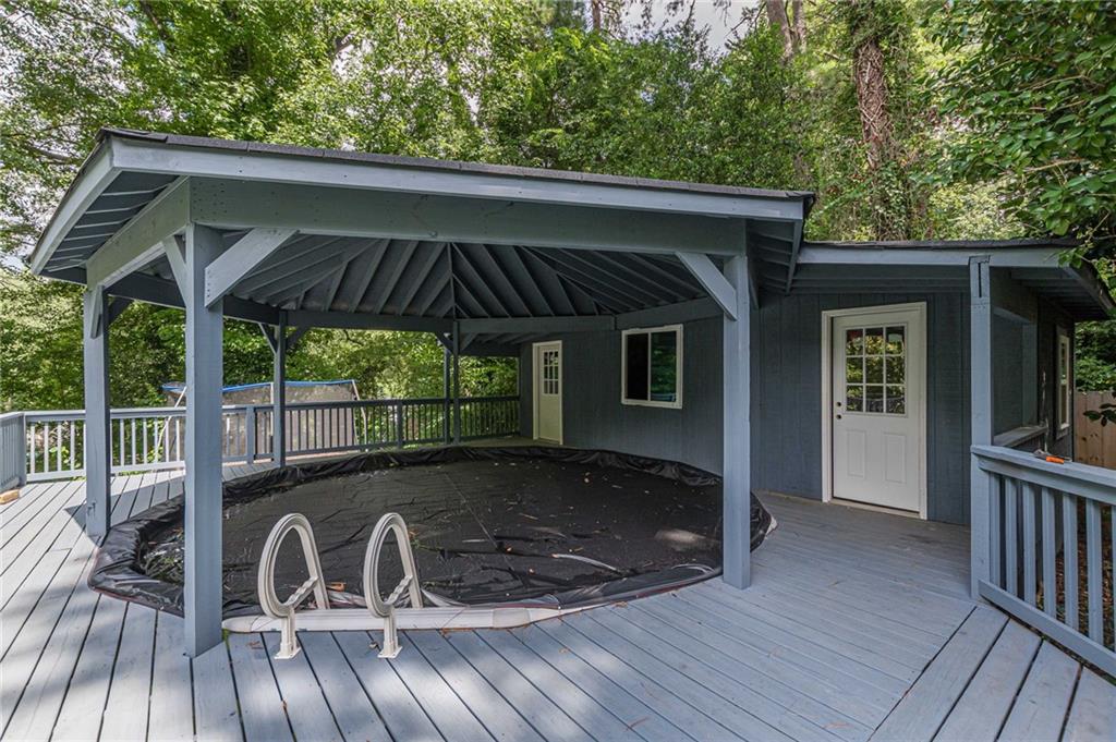 3311 Lavista Drive
