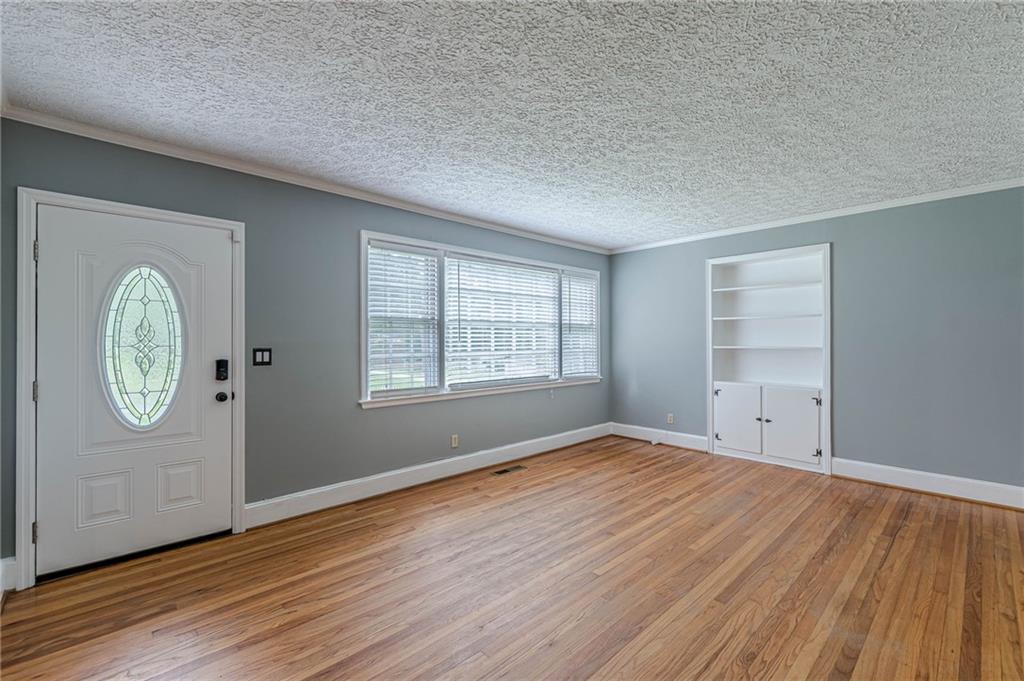 3311 Lavista Drive