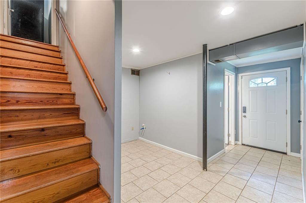 3311 Lavista Drive