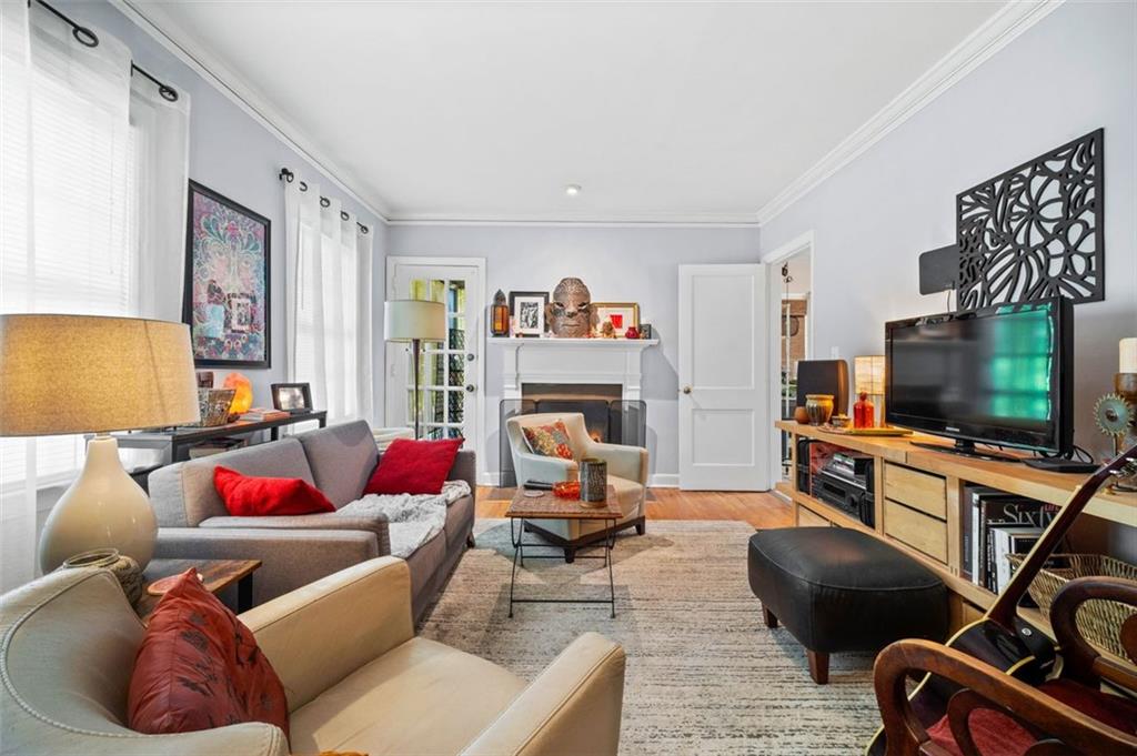 1941 HEADLAND Drive