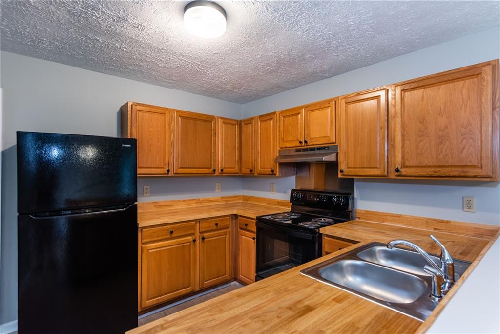 245 Fieldstone Drive