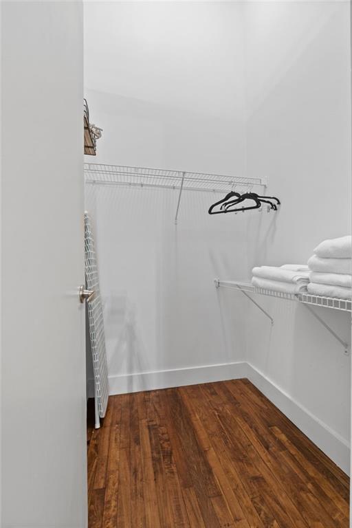 600 COLLEGE Street Unit 101