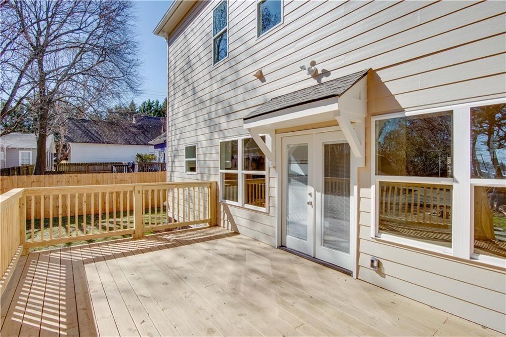 3286 Bachelor Street