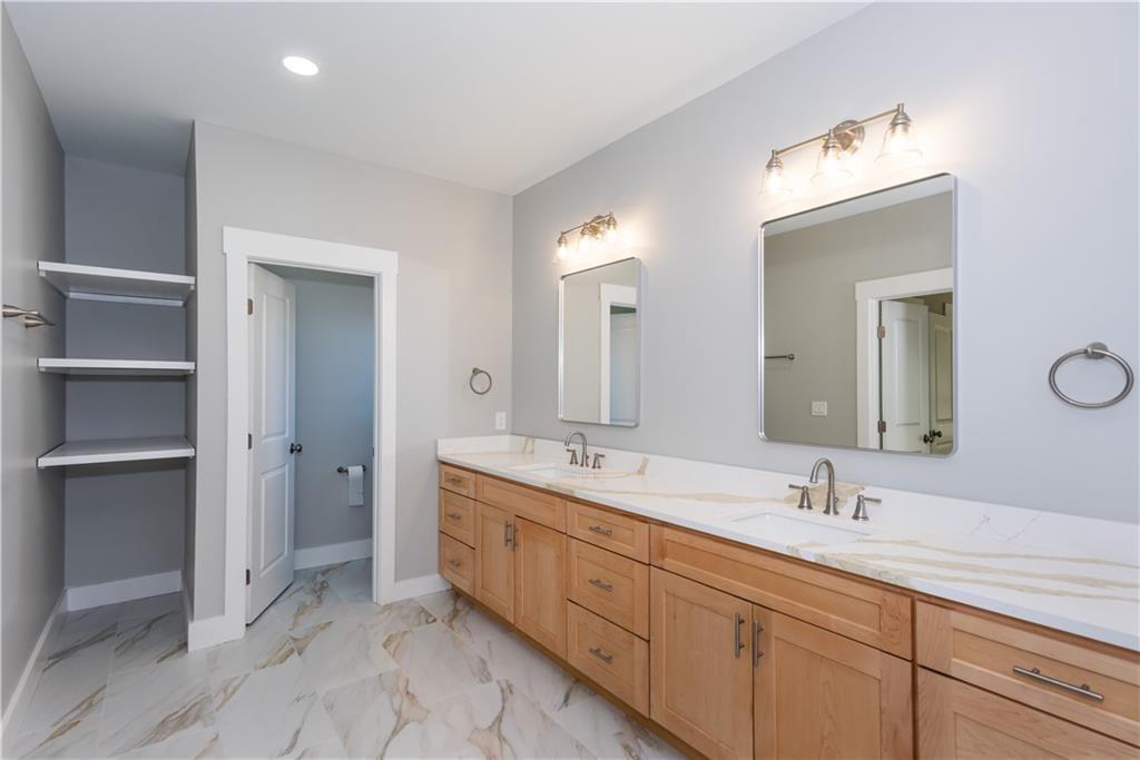 3286 Bachelor Street