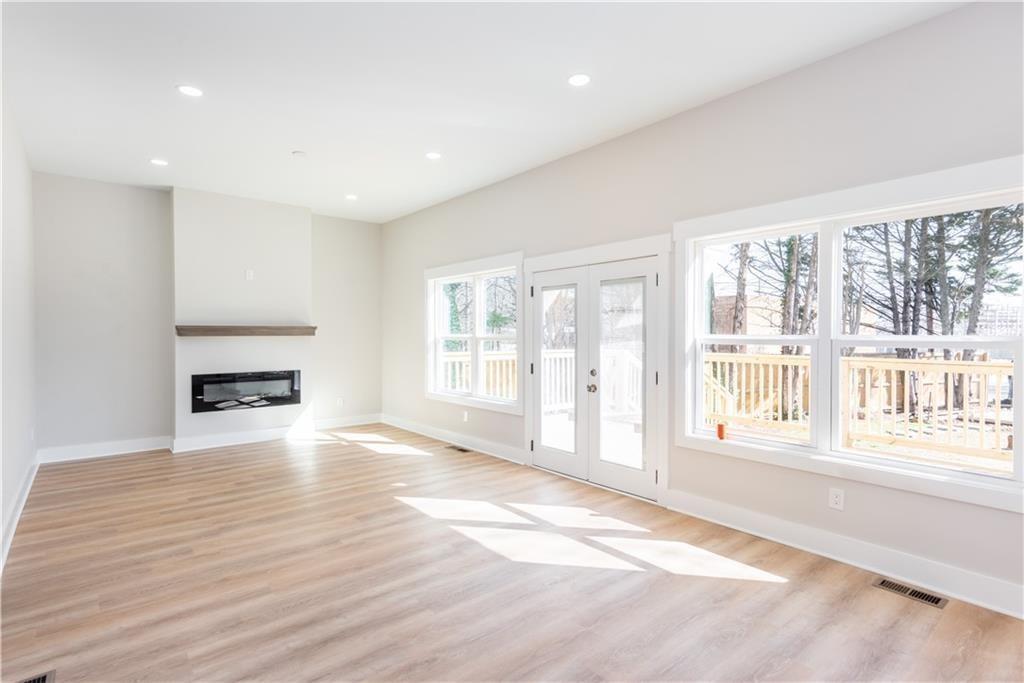 3286 Bachelor Street