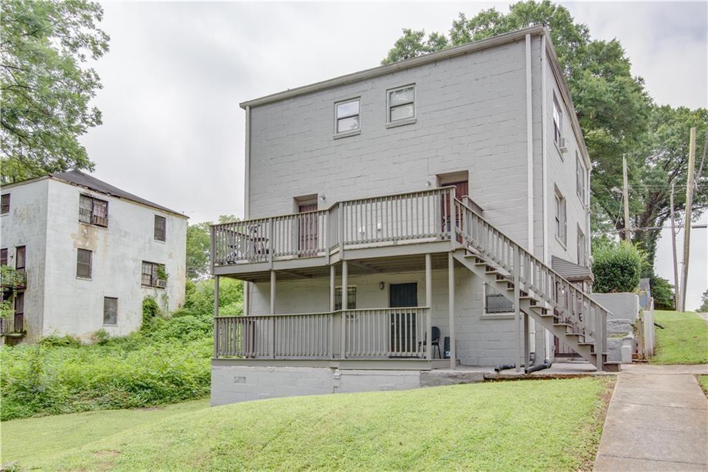 1019 Westmoor Drive NW