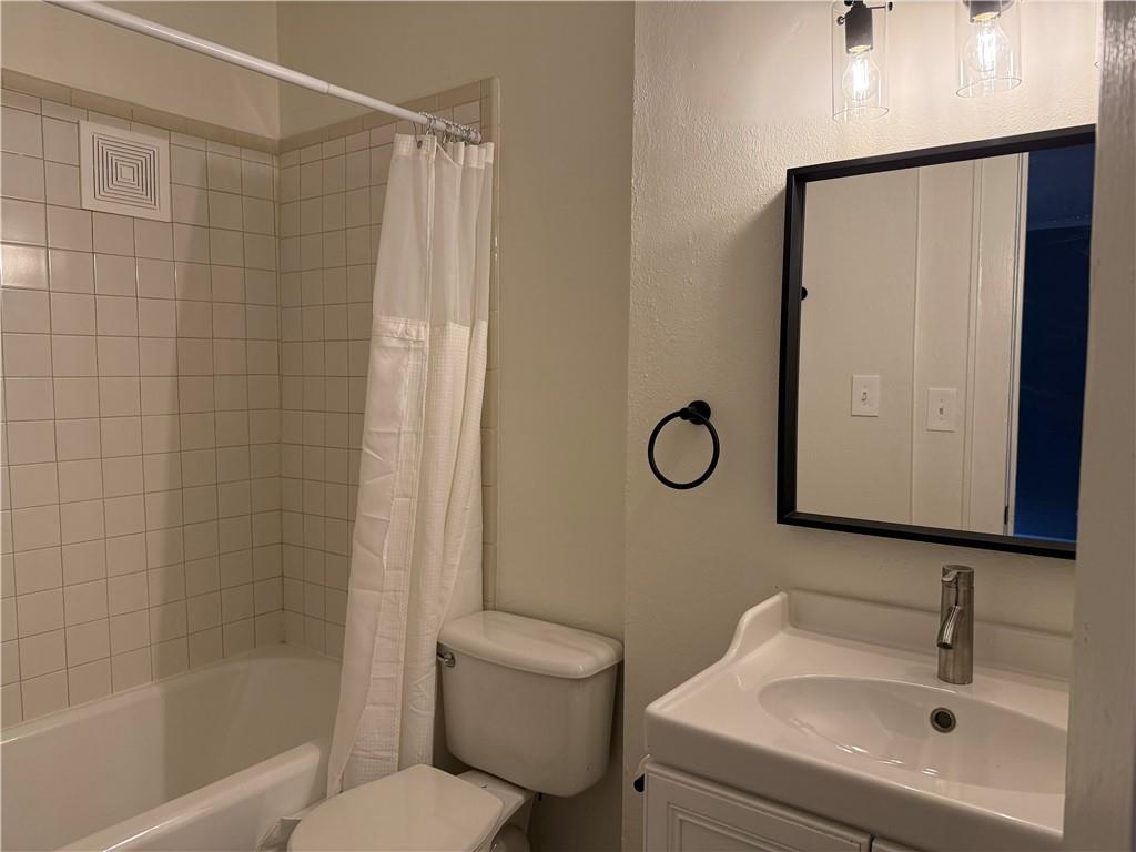 1854 Virginia Avenue Unit 2