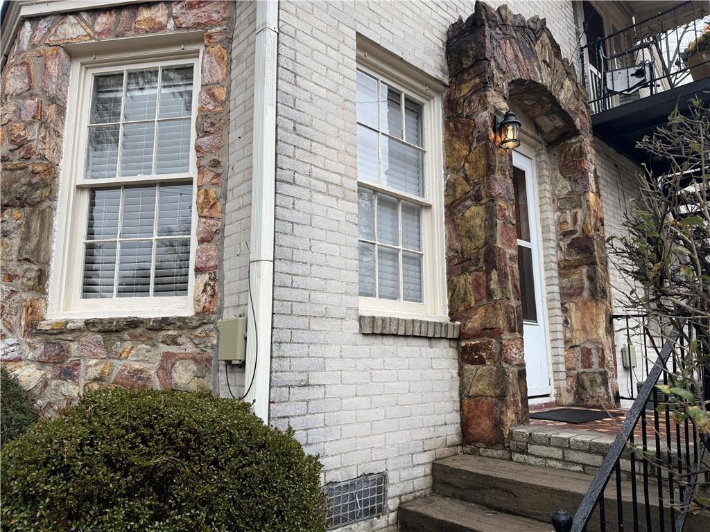 1854 Virginia Avenue Unit 2