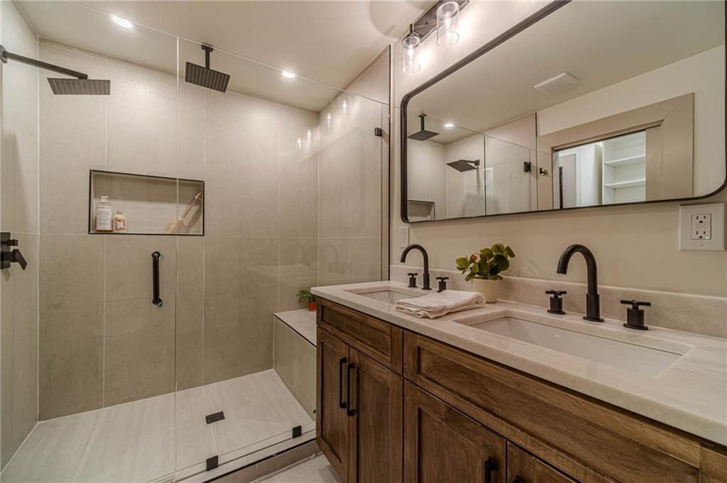 1883 Cambridge Avenue